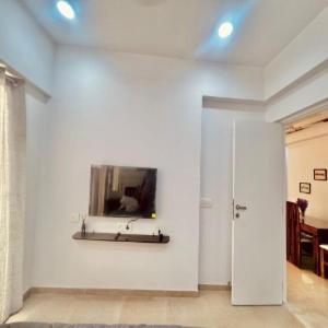 Powai Valley Ventures LLP - Mumbai - 7