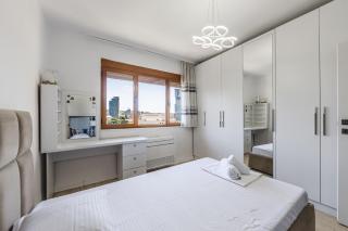 Spacious Stay in the Heart of Tirana - 1