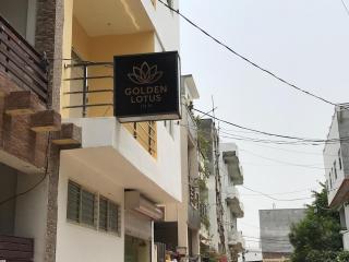 Golden Lotus Inn - 1