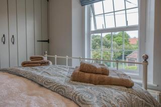 East View Cottage-Peaceful retreat close to coast, Crabpot Cottages Sheringham - Trunch - 2