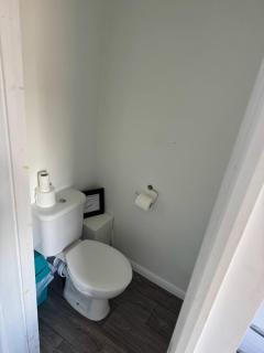 Cabin 5 - Bradwell on Sea - 1