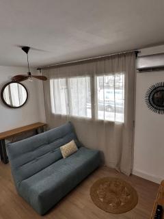 Joli appartement rénové à 5 min de la mer - Tolone - 9