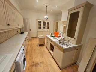 Grimsby Central Luxury 2 Bedrooms, Pelham 1 - Great Coates - 4