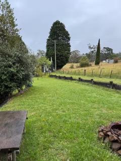 Painters Studio , Home On the Hill - Bowral - 1
