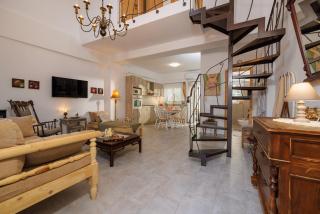 Kayabina's Village Home - Avdou - 0