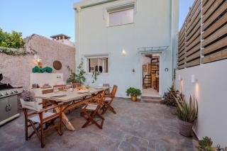 Kayabina's Village Home - Avdou - 2