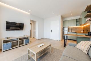 Blue Horizon Apartment - Balcony & Seaview - Saranda - 2