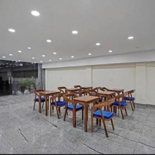 Hotel The Anvi - Jāmb - 4