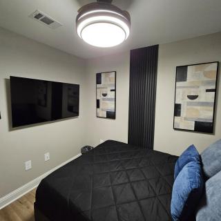 SeaHill Short Stays - Beachfront Property - 3