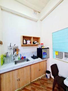 affordable Apartment good for 6 with balcony - Manila - 6