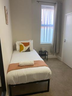 Curzon - 2bdrm 5beds sleeps5 ideal 4 contractors - Gateshead - 2