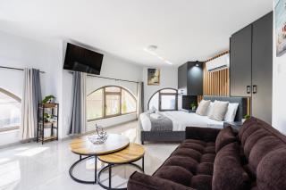 Sweet Bonanza Studio - Larnaca - 0