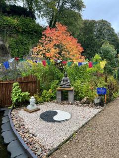 Cascades Gardens - Matlock - 9