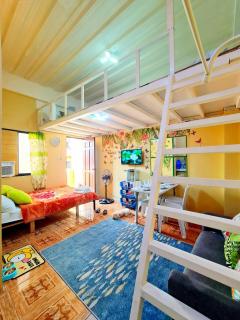 2C Apartment with loft and balcony good for 6 pax - Manila - 0