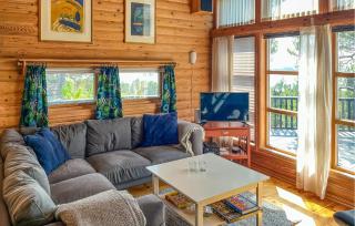 4 Bedroom Cozy Home In Idse - Idse - 7