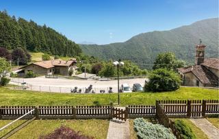 2 Bedroom Pet Friendly Home In Cerreto - 9