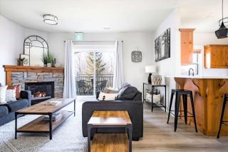 Beautiful & Bright 3 Bed Townhome Near Village - Blue Mountains - 5