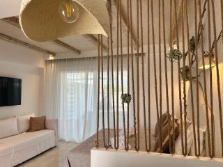 Calliopes by the sea boutique suites - Paralia Dionisiou - 7