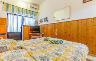 Beautiful Apartment In Liznjan With Wifi - Ližnjan - 1