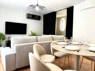 Igielna Apartment - 100m Main Square - Self Check-In - Breslavia - 9