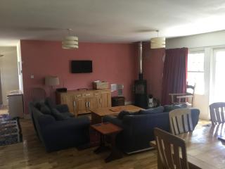 Off grid chalet . HOT TUB & SAUNA. Kid friendly. - Langport - 9