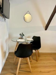 Studio Oslo I Charme poutres et très confort I hypercentre - Châtellerault - 9