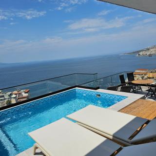 Penthouse Paradise - Sarandë - 0