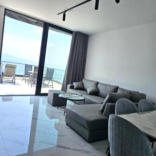 Penthouse Paradise - Sarandë - 4