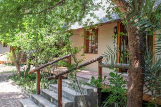Thornhill Safari Lodge - Guernsey Nature Reserve - 8
