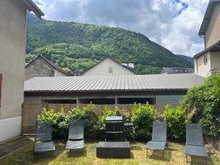 Belle maison de ville au centre de Luchon, à 200m des Télécabines ! - Luchon - 3