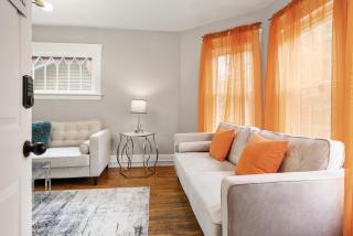 Modern 2BR Mins to Univ, Zoo, Destiny, Downtown - Syracuse - 7