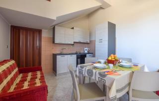 Nice Apartment In Acquedolci With Wifi - 3