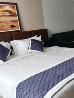 SABU's GRAND ROYALE HOTEL - 7
