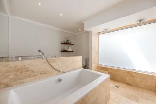 The Island Beach House - 3