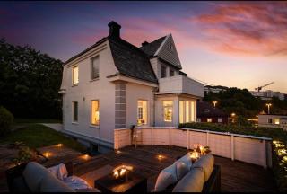 Panoramic views and garden! - 9