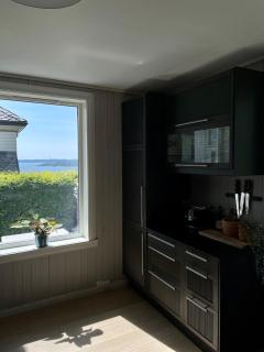 Panoramic views and garden! - Bergen - 8