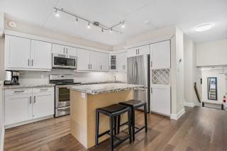 Blue Mountain Haus - Private Patio - Walk to Blue - 3