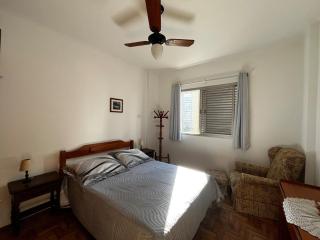 Apartamento 1 quarto varanda e vista livre 50 metros da praia Pitangueiras - Guarujá - 6