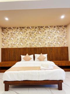 Laali's Crest - Madikeri - 1