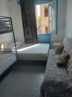 SHARING ROOM IN NEAR THISSIO METRO STATION BY ACROPOLIs - Athen - 7