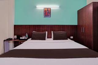 Golden Imperial Near PVR Ansal Plaza Greater Noida - 5