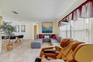 The Hammock House - 3