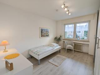 Schöne Wohnung mit Balkon - Grevenbroich - 8