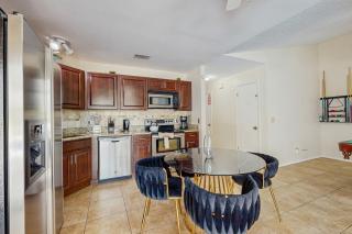 The Hammock House - 1