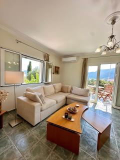 Kate's Place Apartment, 5' walk from the beach - Karavomylos - 4