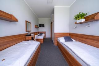 Hotel u Ledu - Velké Popovice - 1