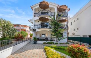 1 Bedroom Awesome Apartment In Pirovac - Pirovac - 9