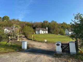 Glencross Cottage - 1