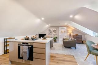 Leck Beck Loft-With Hot Tub - Cowan Bridge - 9