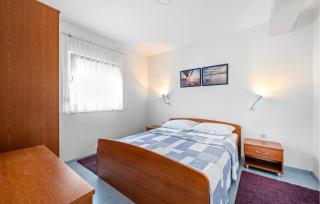 Nice Apartment In Pirovac With Kitchen - 6